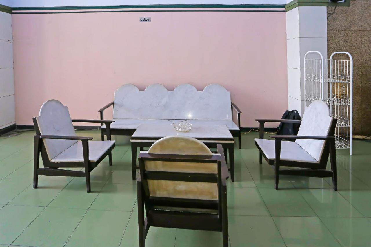 Collection O 92739 Hotel Pintu Besar ジャカルタ エクステリア 写真